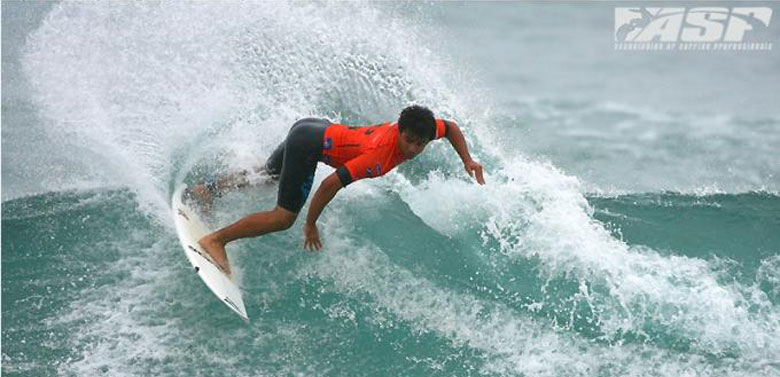 top europe surf spot la zurriola